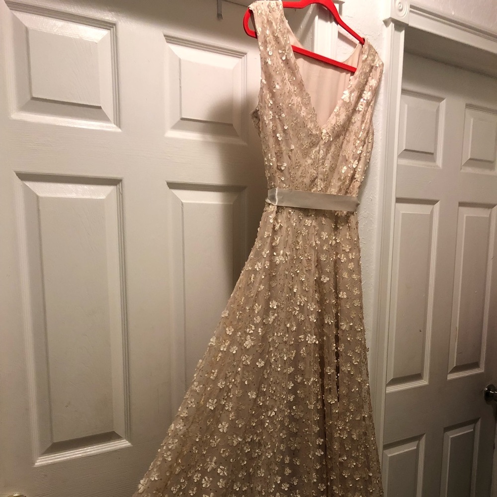 Mesh 3D floral Maxi Mother of Bride/Evening Gown